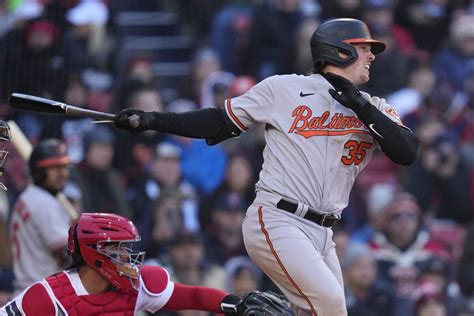 Orioles outlast Red Sox 10-9 on Opening Day